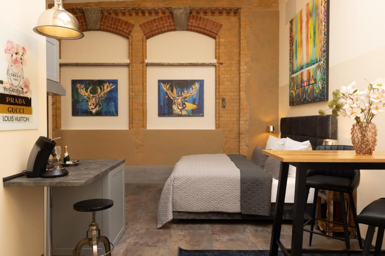 Fabric Apartments Dettingen an der Erms Екстериор снимка