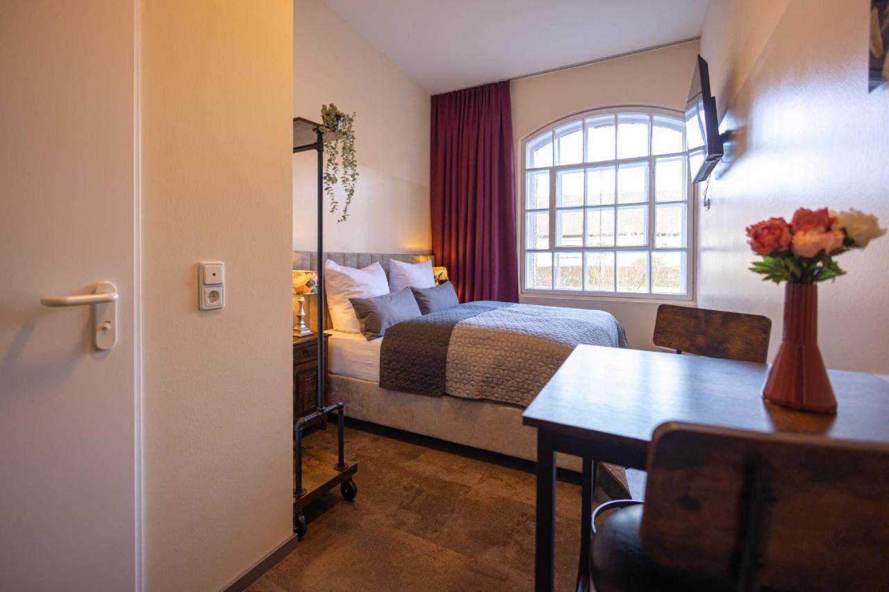 Fabric Apartments Dettingen an der Erms Екстериор снимка