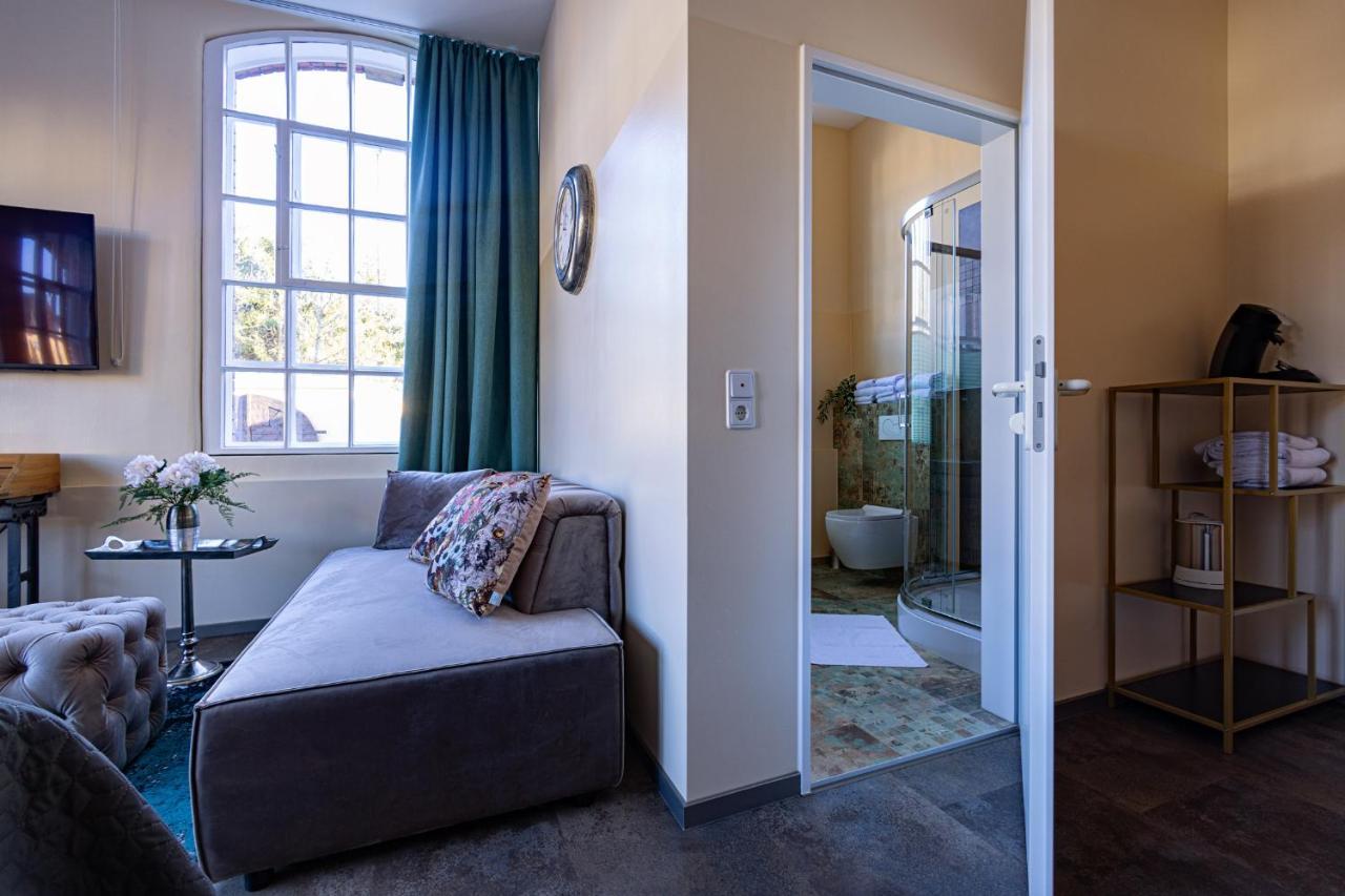 Fabric Apartments Dettingen an der Erms Екстериор снимка
