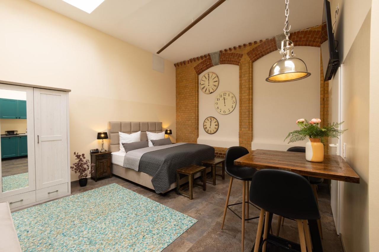 Fabric Apartments Dettingen an der Erms Екстериор снимка